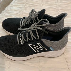 Never worn brand new New balance sneakers